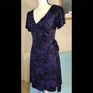 Ann Taylor cute color dress. XS